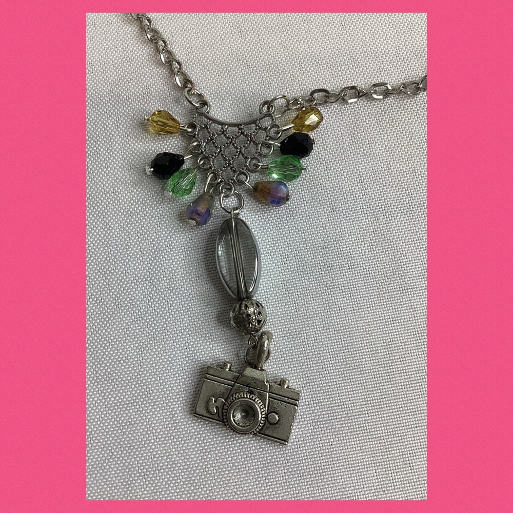 Silver Camera Pendant Necklace